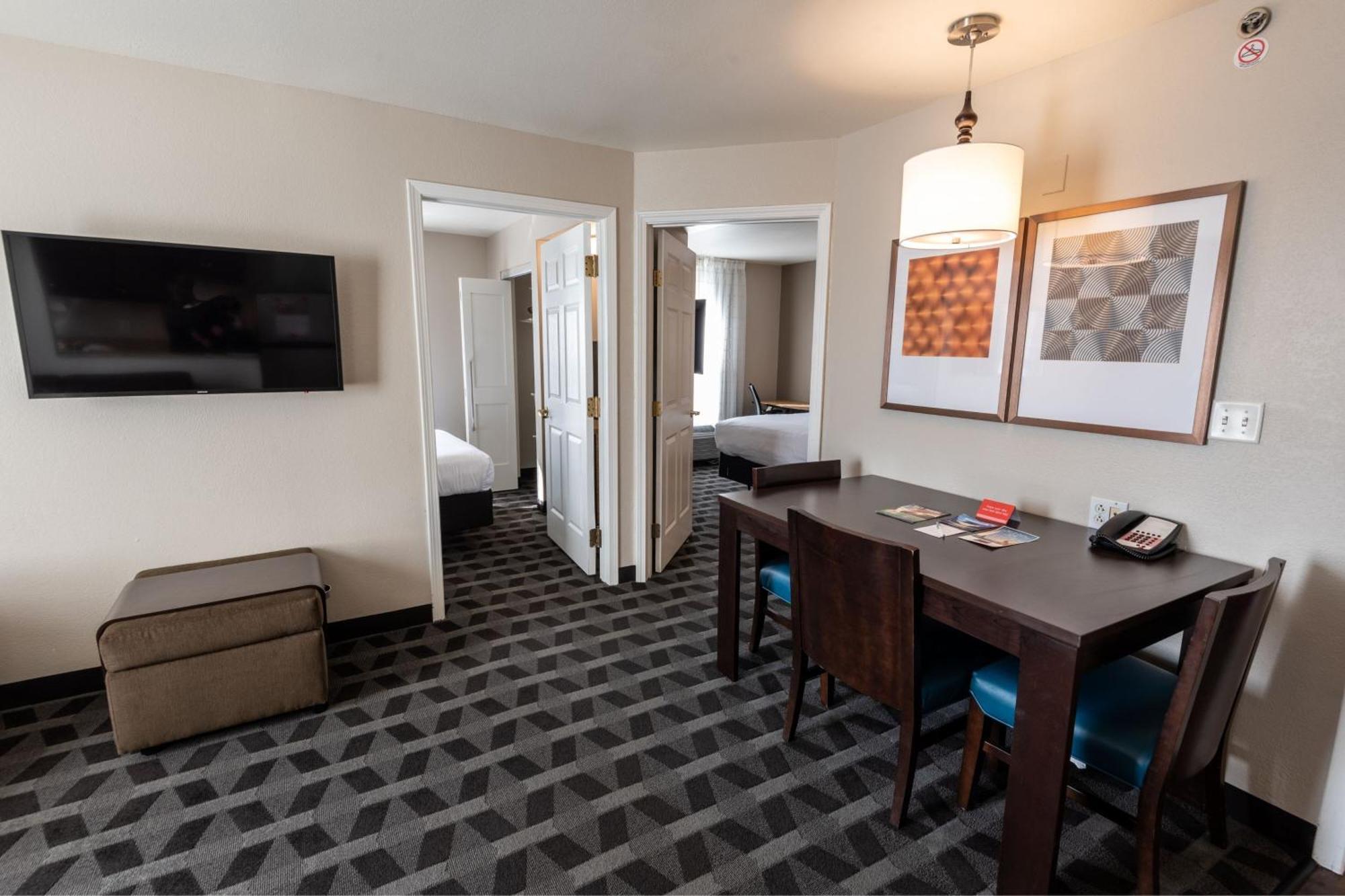 Towneplace Suites Columbus Airport Гаханна Экстерьер фото