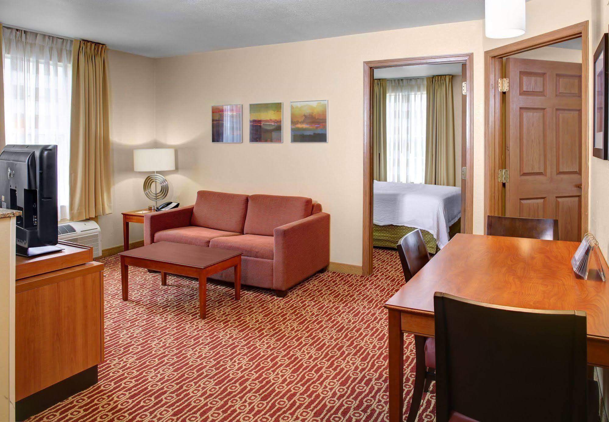 Towneplace Suites Columbus Airport Гаханна Экстерьер фото